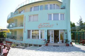 Фотографии Отель Family Hotel Coral г. Созополь (Болгария) №1 Фото Отель Family Hotel Coral г. Созополь 1