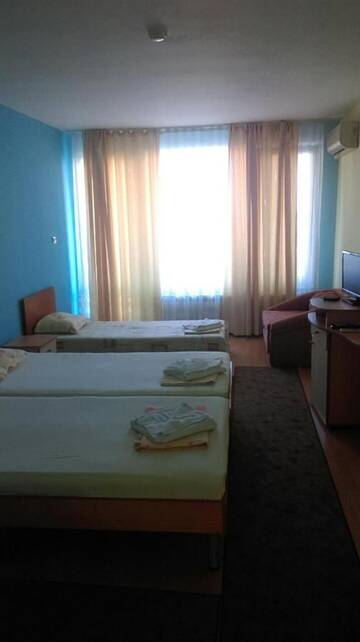 Фотографии Отель Family Hotel Coral г. Созополь (Болгария) №3 Фото Отель Family Hotel Coral г. Созополь 3