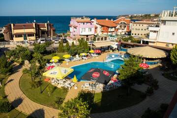Фотографии Отель Hotel Sunny г. Созополь (Болгария) №2 Фото Отель Hotel Sunny г. Созополь 2