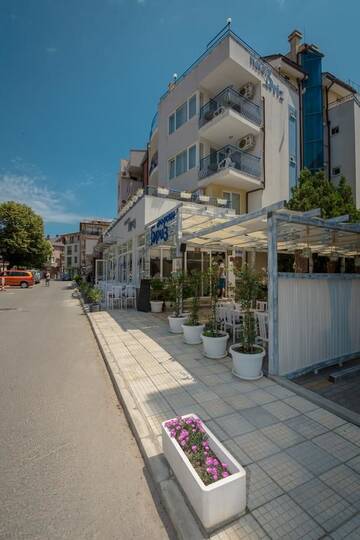 Фотографии Отель Hotel Briz г. Созополь (Болгария) №3 Фото Отель Hotel Briz г. Созополь 3