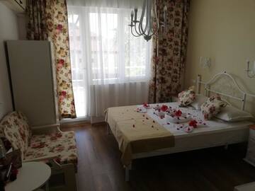 Фотографии Отель Family Hotel Sofi г. Созополь (Болгария) №5 Фото Отель Family Hotel Sofi г. Созополь 5