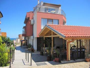 Фотографии Гостевой дом Neli Sea Villa г. Созополь (Болгария) №5 Фото Гостевой дом Neli Sea Villa г. Созополь 5