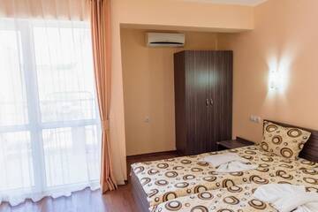 Фото номера Двухместный номер с 1 кроватью и балконом Отель Hotel Ray г. Созополь 28