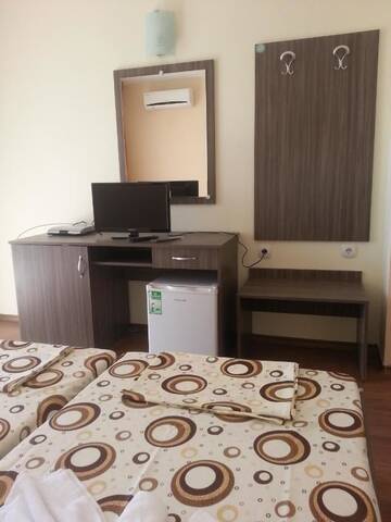 Фото номера Двухместный номер с 1 кроватью и балконом Отель Hotel Ray г. Созополь 2