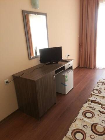 Фото номера Двухместный номер с 1 кроватью и балконом Отель Hotel Ray г. Созополь 4