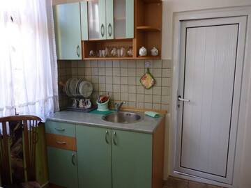 Фото номера Трехместный номер с ванной комнатой Гостевой дом Guest House Zhelevi г. Созополь 13