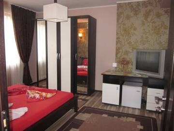 Фото номера Двухместный номер Делюкс с 1 кроватью Гостевой дом Guest House Hristina г. Созополь 2