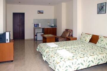 Фото номера Апартаменты Отель Hotel Holiday Rodopi г. Созополь 13