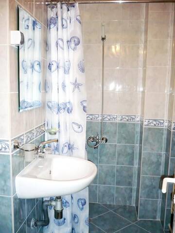 Фото номера Полулюкс с балконом Отель Hotel Bobchev г. Созополь 2