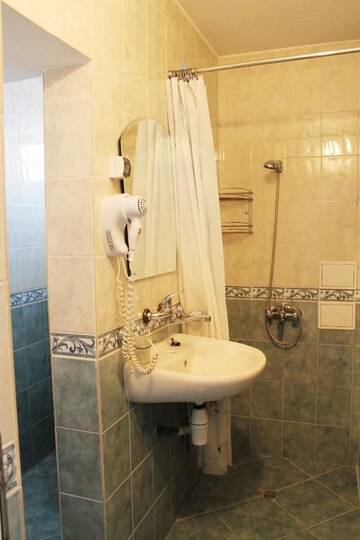 Фото номера Полулюкс с балконом Отель Hotel Bobchev г. Созополь 5