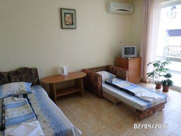 Фото номера Люкс с 1 спальней Гостевой дом Rooms Via Maris г. Созополь 2