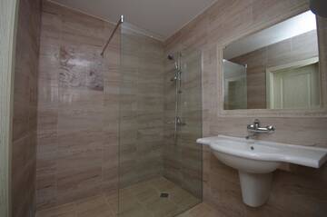 Фото номера Апартаменты с 1 спальней Отель Lily Beach Resort г. Созополь 6