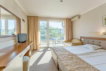 Фото номера Стандартный двухместный номер с 1 кроватью Отель Selena Beach Hotel г. Созополь 6