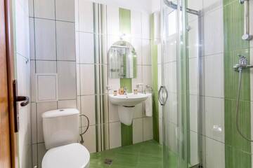 Фото номера Стандартный трехместный номер Отель Selena Beach Hotel г. Созополь 5