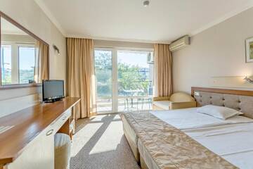 Фото номера Стандартный двухместный номер с 1 кроватью Отель Selena Beach Hotel г. Созополь 3