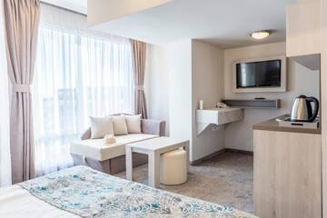 Фото номера Номер-студио Отель Selena Beach Hotel г. Созополь 3