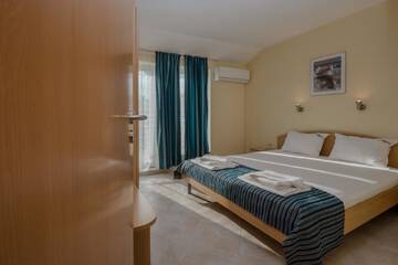 Фото номера Апартаменты с 2 спальнями Отель Hotel Briz г. Созополь 12