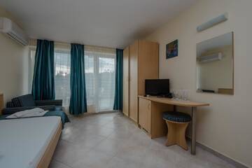 Фото номера Апартаменты с 2 спальнями Отель Hotel Briz г. Созополь 6
