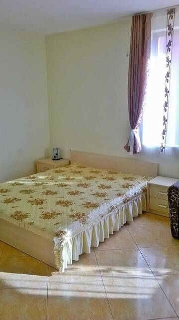 Фото номера Двухместный номер с 1 кроватью и балконом Отель Family Hotel Victoria г. Созополь 15