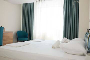 Фото номера Трехместный номер с видом на море Отель Ema Hotel г. Созополь 4