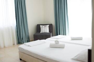 Фото номера Улучшенный двухместный номер с 1 кроватью и видом на море Отель Ema Hotel г. Созополь 10