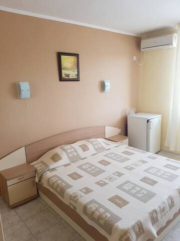 Фото номера Стандартный двухместный номер с 1 кроватью и видом на море Отель Family Hotel Alfa Vita г. Созополь 2