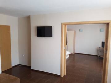 Фото номера Семейные апартаменты с балконом Отель Family Hotel Alfa Vita г. Созополь 3