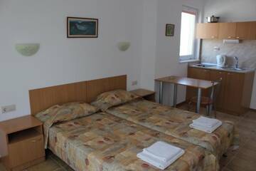 Фото номера Номер-студио с балконом Отель Hotel Radik г. Созополь 2