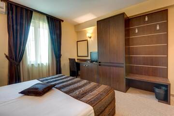 Фото номера Double Room No Balcony and Free Parking Гостевой дом Siena House г. Созополь 5