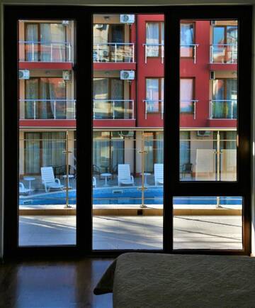 Фото номера Апартаменты с 1 спальней и балконом Апарт-отели Apart-Hotel Onegin &amp; SPA г. Созополь 6