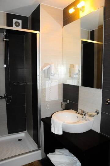 Фото номера Люкс (для 4 взрослых) Отель Flagman Hotel г. Созополь 3