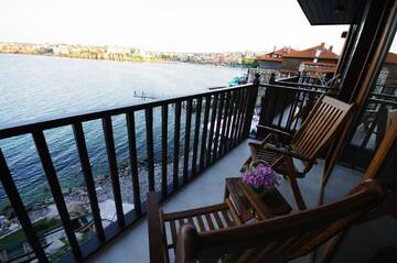 Фото номера Двухместный номер с 1 кроватью с видом на море Отель Hotel Casa del Mare г. Созополь 3