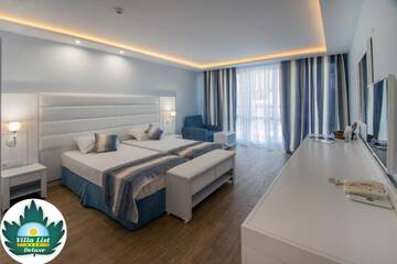 Фото номера Двухместный номер Делюкс с видом на город (для 2 взрослых) Отель Hotel Villa List г. Созополь 2