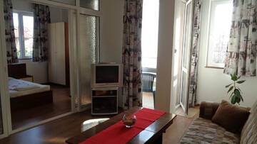 Фото номера Люкс с 1 спальней и балконом Гостевой дом Vlasta Guest House г. Созополь 7