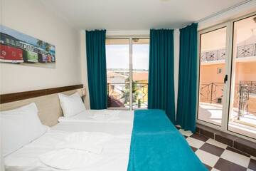 Фото номера Апартаменты с 2 спальнями Апарт-отели Hacienda Beach Sozopol г. Созополь 13